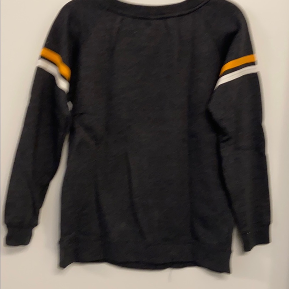 University of Tennessee Women’s Sweatshirt - Picture 5 of 5
